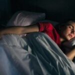 Risiko Stroke Sebanyak 43 Persen Ketika Terkena Paparan Cahaya Saat Tidur Malam