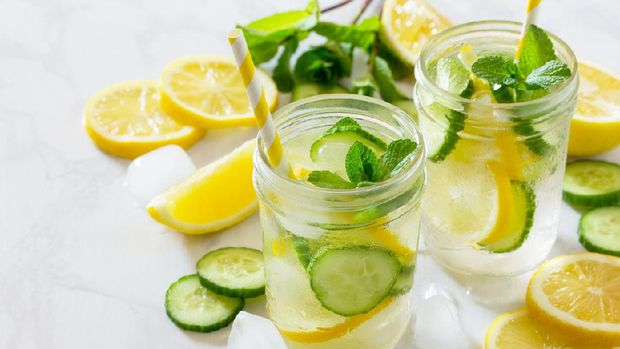 Apakah Air Lemon Memang Ampuh Untuk Memangkas BB?