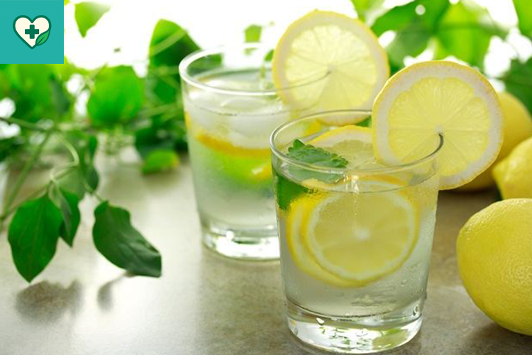 Manfaat Minum Air Lemon di Pagi Hari
